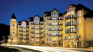 Front of property - evening/night - Ritz Carlton Club Vail (Vail)