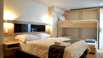 1 makuuhuone, äänieristys, ilmainen Wi-Fi, vuodevaatteet