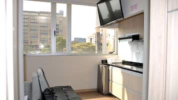 Refrigerador, microondas