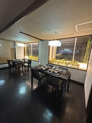 Dining - Hotel 2135 (Aomori)
