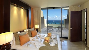 Deluxe Room | In-room safe, desk, iron/ironing board, WiFi (free) - Luxury Escape Cancun (Cancun)