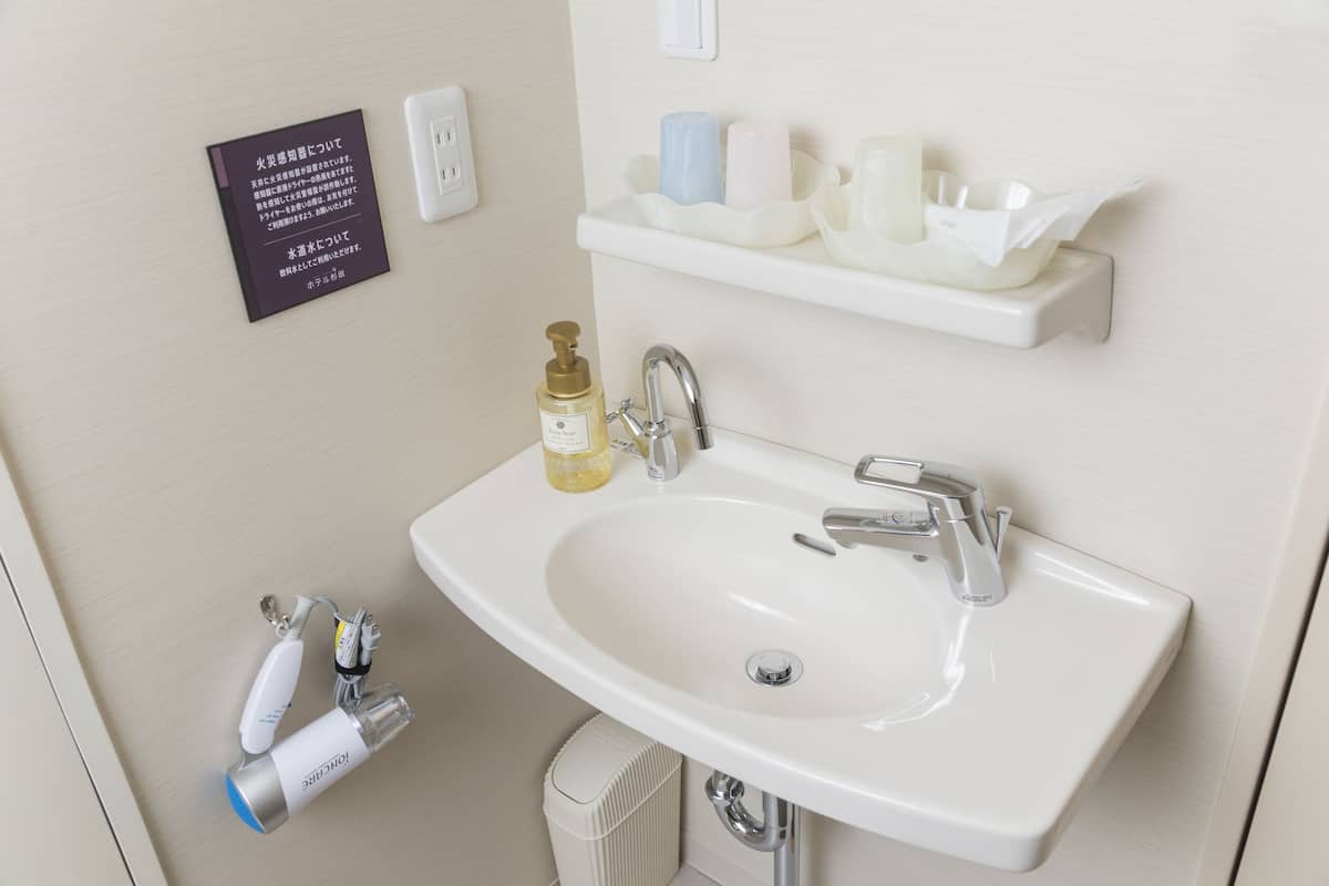 down duvets, in-room safe, desk, iron/ironing board