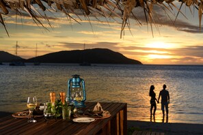 Breakfast, lunch, dinner served; beach views
