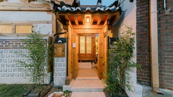 Front of property - evening/night