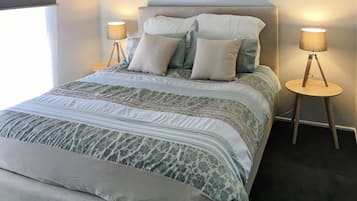 3 chambres, fer et planche Ă repasser, Wi-Fi gratuit, draps fournis