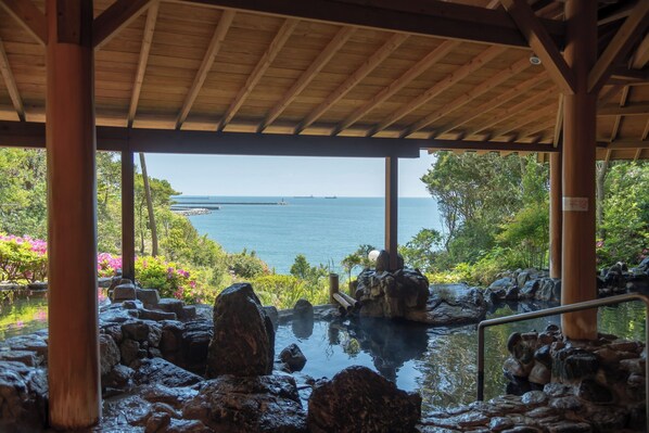 Hot springs - ONAHAMA OCEAN HOTEL & GOLF CLUB (Iwaki)