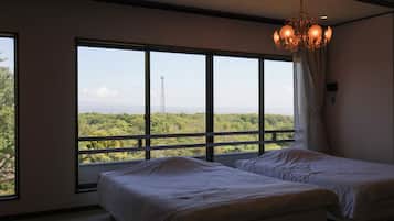 眺望和洋室 | セーフティボックス (室内)、WiFi (無料)、ベッドシーツ