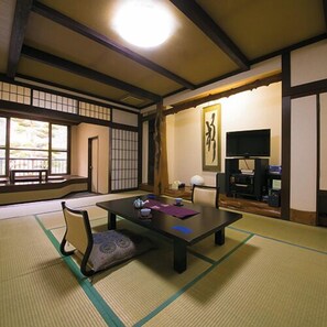 Interior - Motoyu (Atsugi)