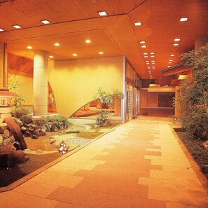 Property grounds - Suimei (Kaga)