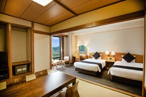 Japanese-Western style Room (With bath) Non Smoking - Kamenoi Hotel Kochi (Ino)