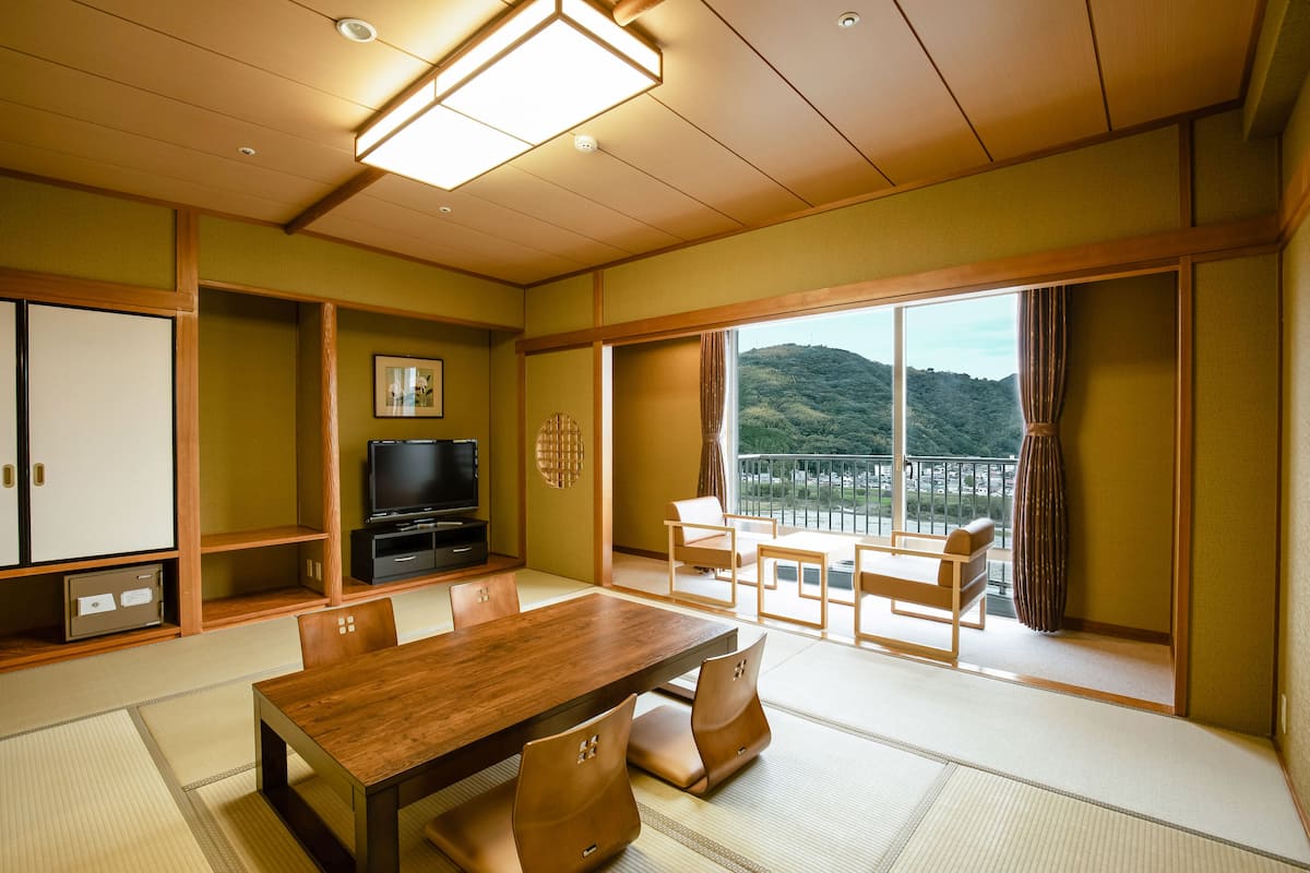 Japanese Style Room B, Non Smoking | In-room safe, free WiFi, bed sheets