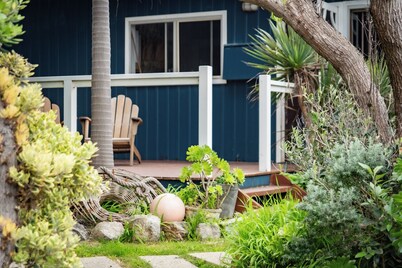 Iconic Australian  beachside  shack, 2 min from the sea.