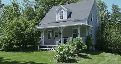 Das Old Salt Cottage, Pleasant Bay - Nova Scotia, Kanada