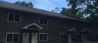 Watkins Glen 3-Bedroom Suites Unit 3