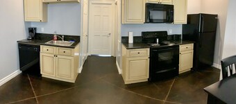 Watkins Glen 3-Bedroom Suites Unit 3