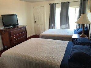 Double Room, 2 Double Beds