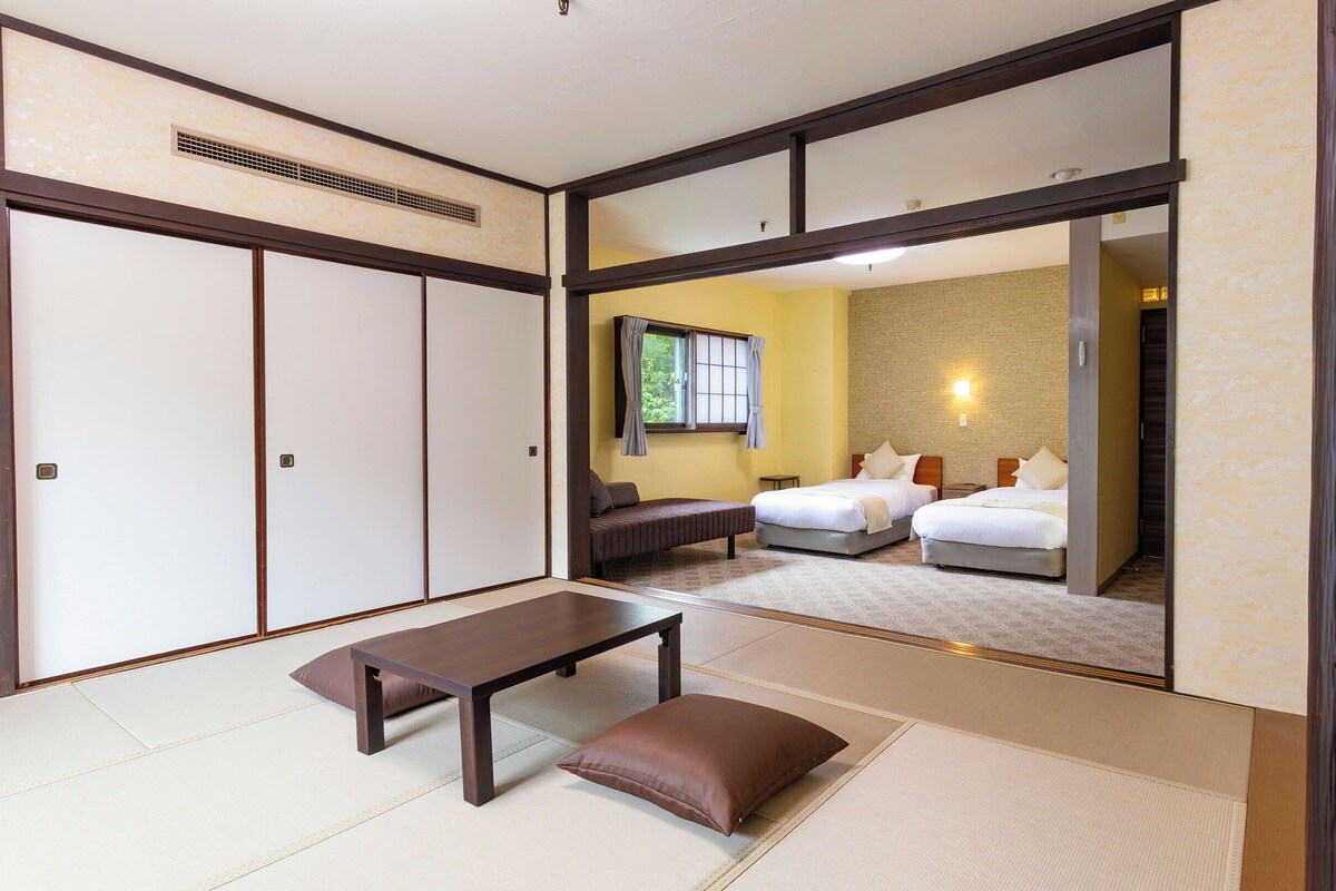 Standard Japanese-Western-Style-Room - Shower Only - Non Smoking | In-room safe, free WiFi, bed sheets