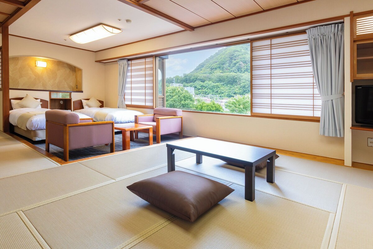 Standard Japanese-Western-Style-Room 2 spaces inside - Indoor Bath - Non-Smoking | In-room safe, free WiFi, bed sheets