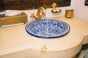Bathroom - Luxury Camp Chebbi (Taouz)