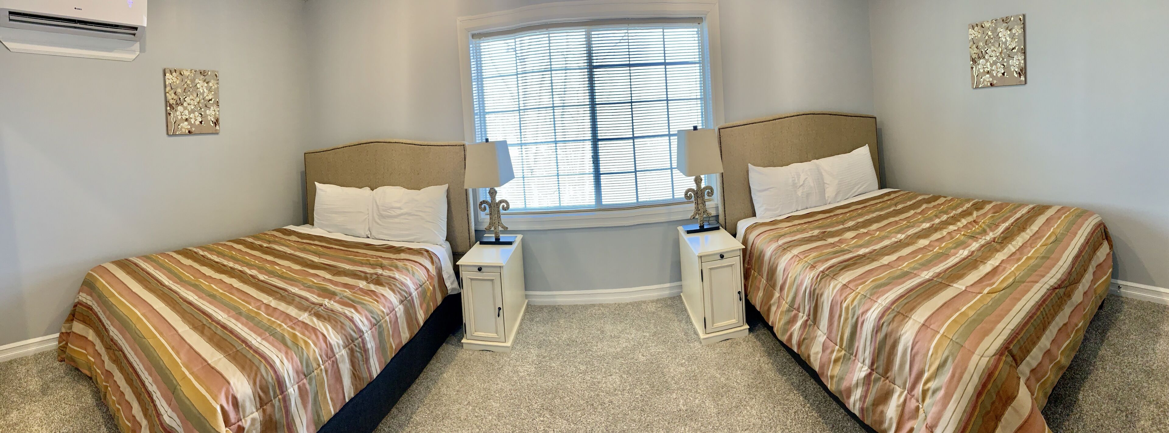 3 chambres, fer et planche à repasser, Wi-Fi, draps fournis