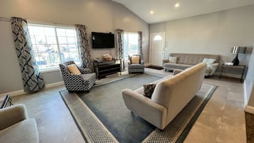 Télévision à écran plat