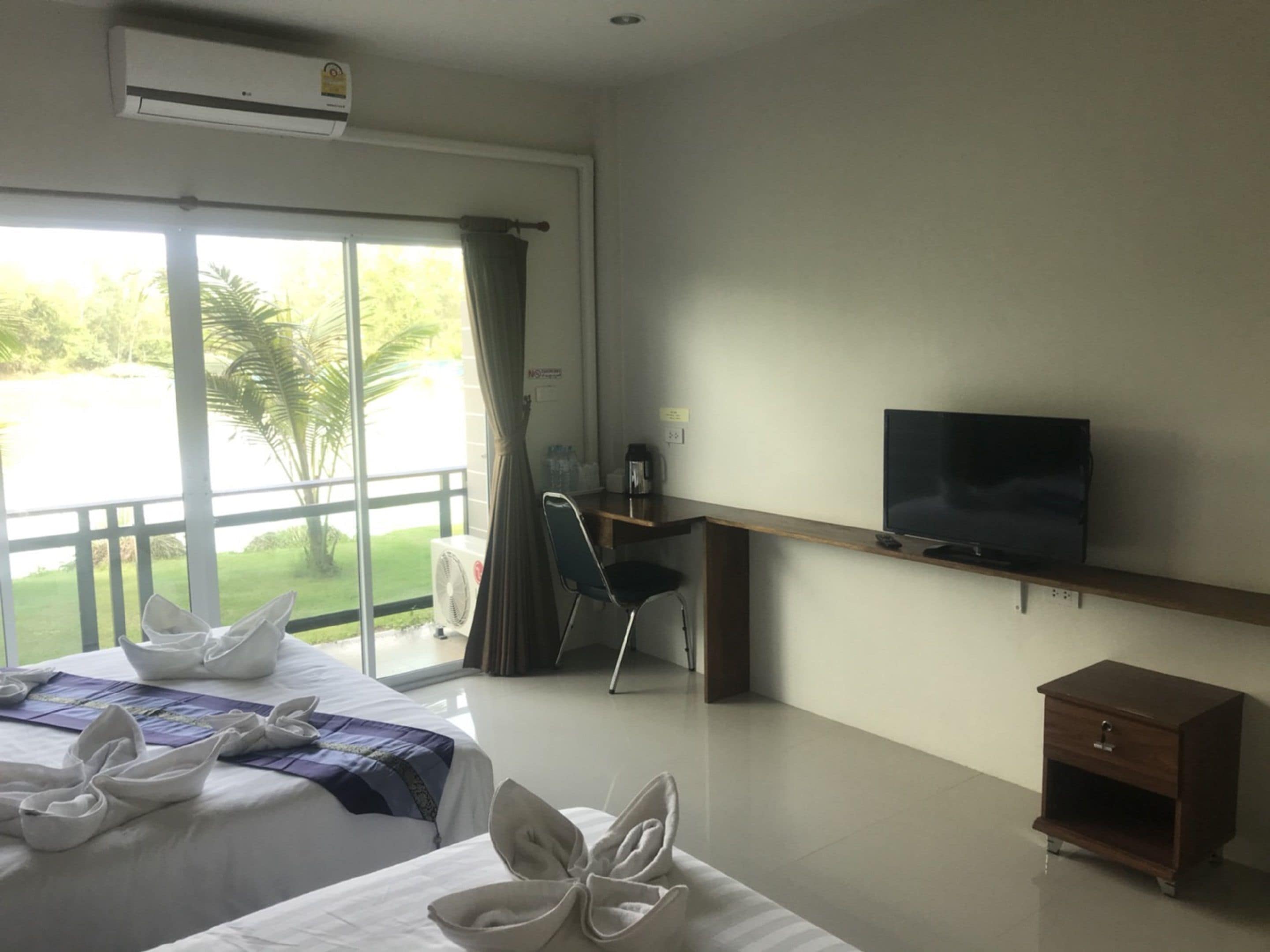 Standard Twin Room | Blackout curtains, free WiFi, bed sheets