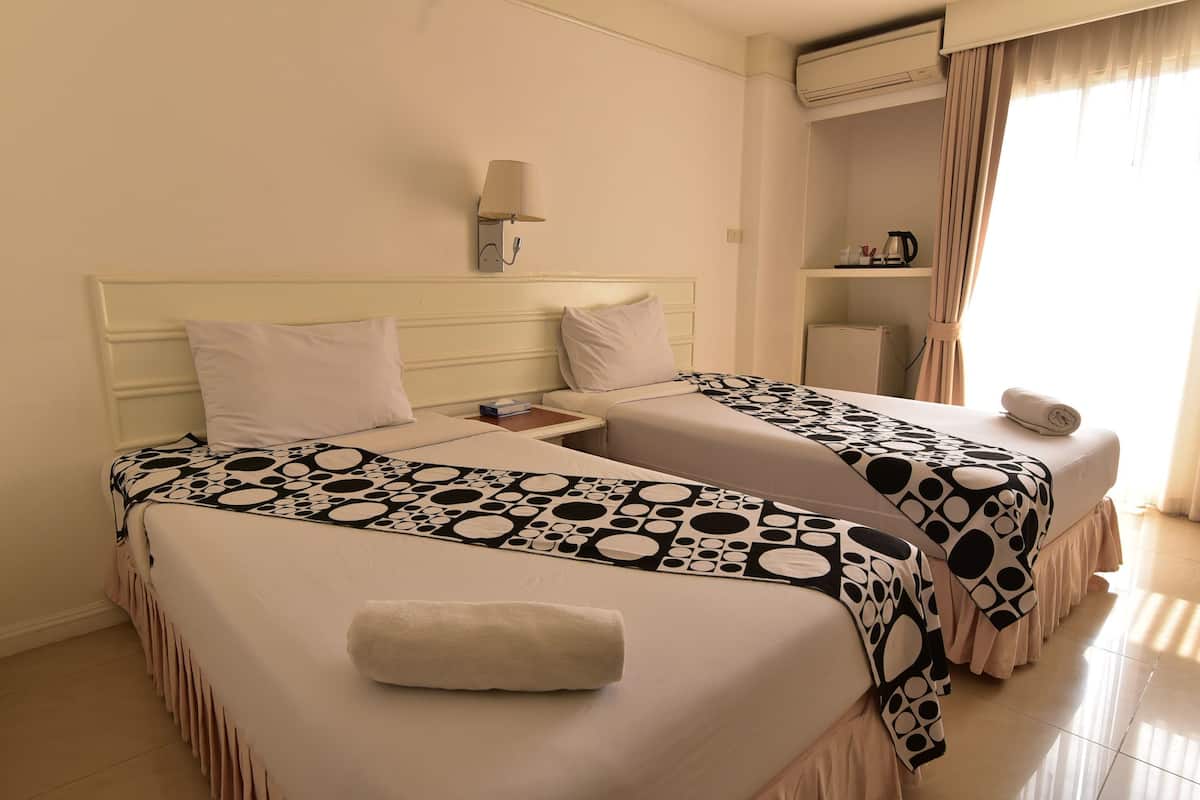 Standard Room | Desk, blackout curtains, rollaway beds, free WiFi