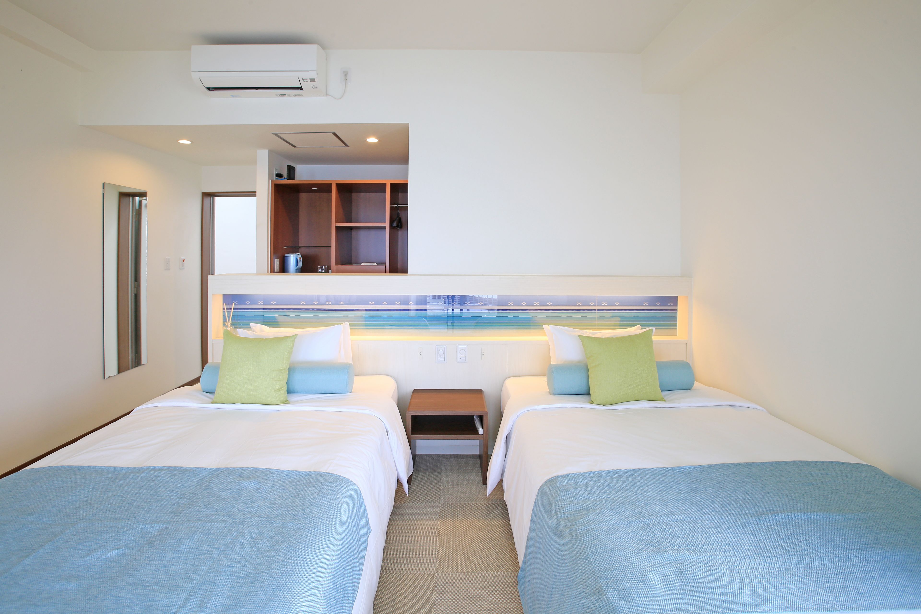 standard twin room, multiple beds, oceanfront | in-room safe, soundproofing, free cots/infant beds, free wifi