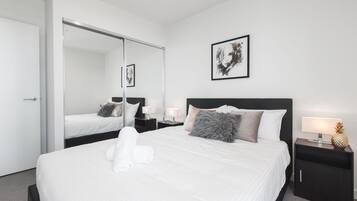Apartment, 2 Bedrooms | 2 bedrooms, iron/ironing board, free WiFi, bed sheets