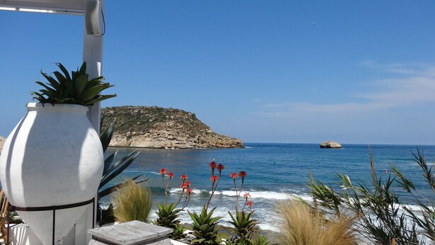 A coastal view with a rocky cliff, a small island, and a clear blue sky. - Spacious villa, close to Denia, Pool 10m x 5m, great views, A/C, fast wifi 500mb (Alicante)