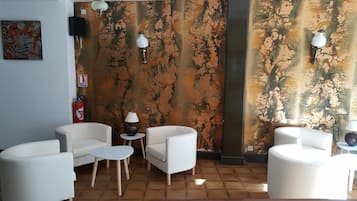 Sala de estar en el lobby