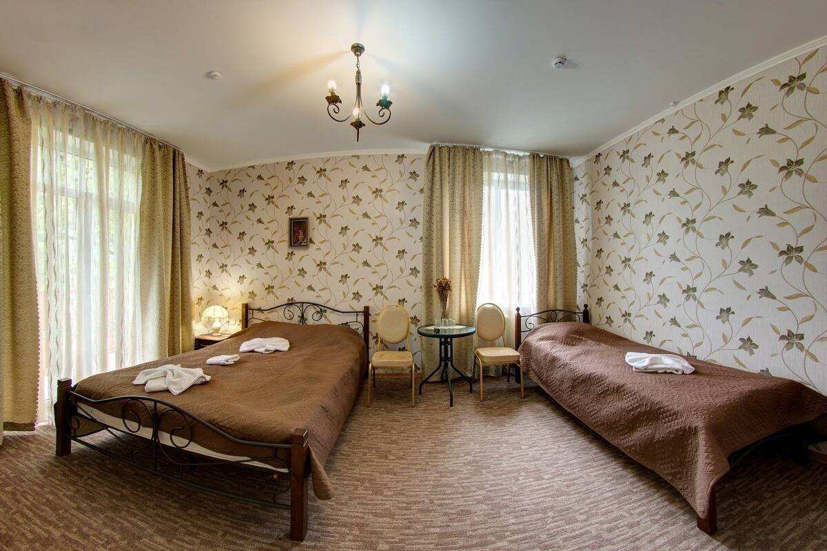 Classic Triple Room | Premium bedding, desk, soundproofing, iron/ironing board (on request)
