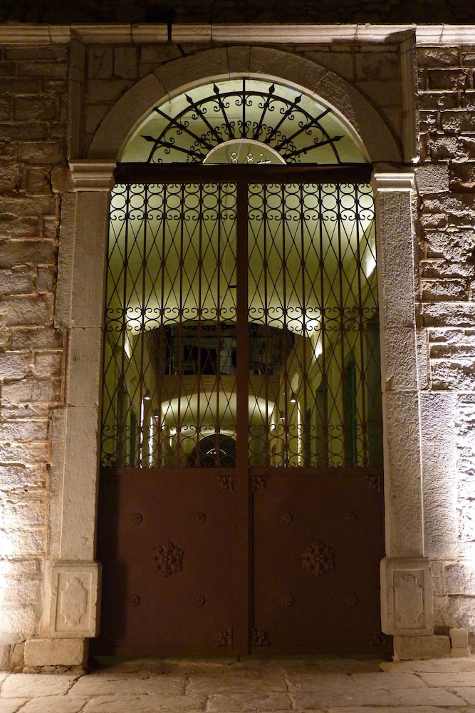 The Old Markets by null