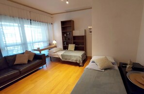 1 bedroom, iron/ironing board, Internet, bed sheets