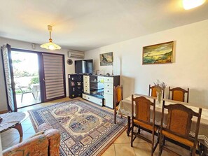 تناول الطعام