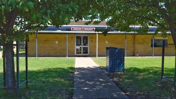 Pintu masuk hartanah