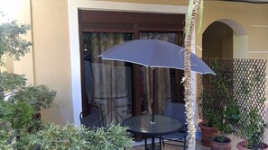 Studio | Terrace/patio