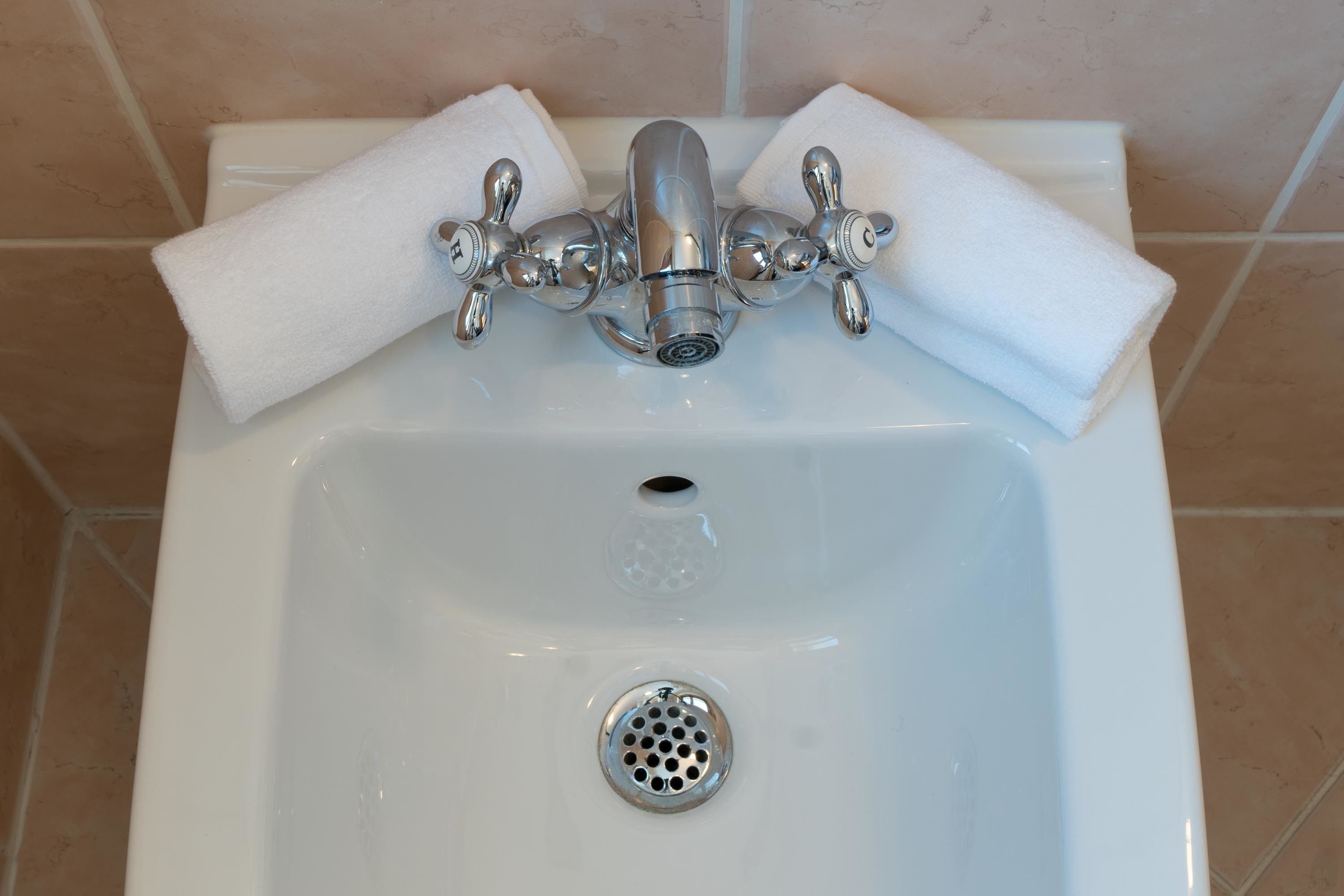 suite | bathroom amenities | shower, free toiletries, hair dryer, towels