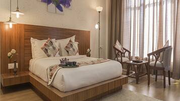 Executive-rum - utsikt mot bergen | Skrivbord, strykjärn/strykbräda och gratis wi-fi