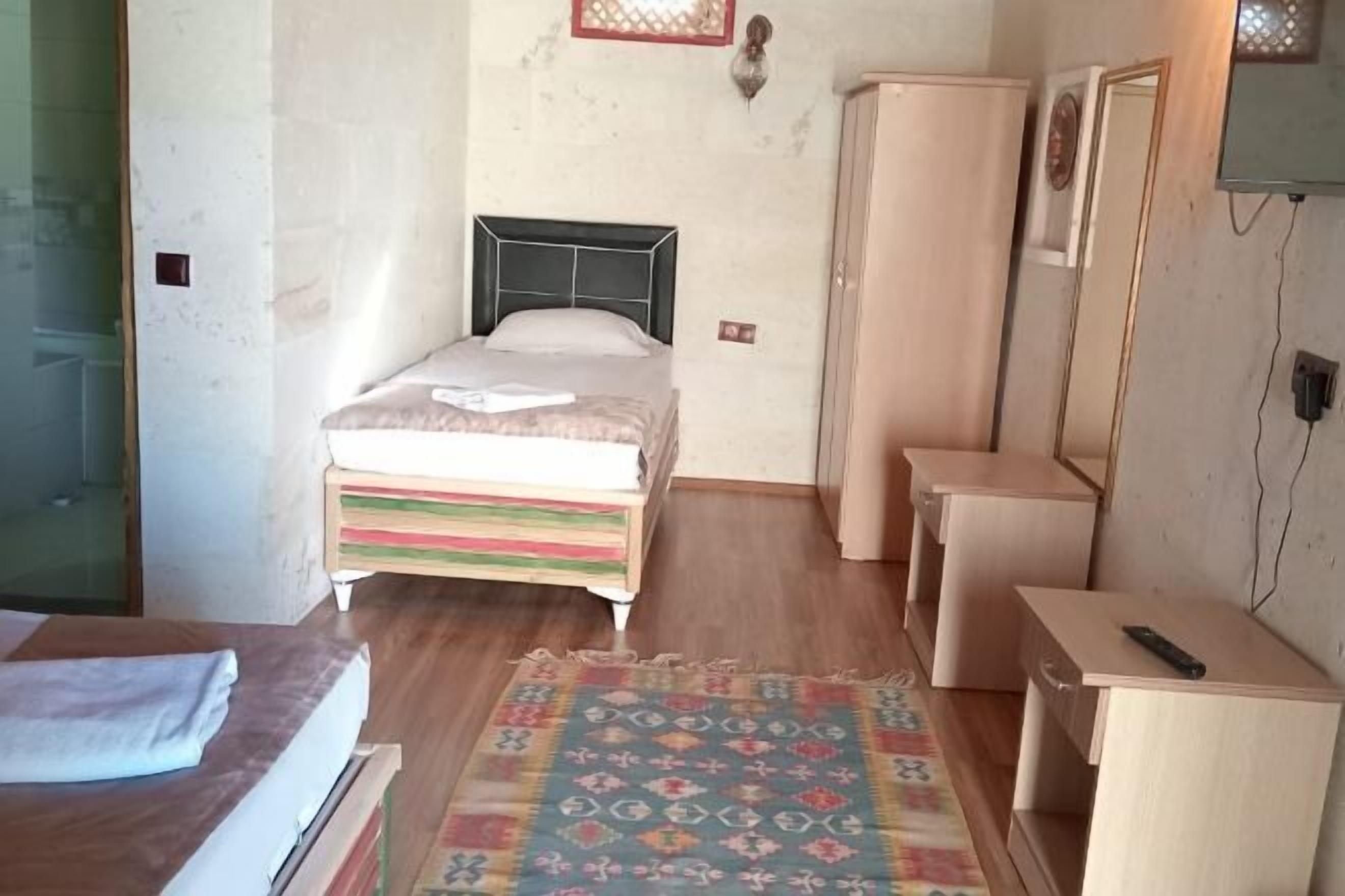 In-room safe, soundproofing, free WiFi