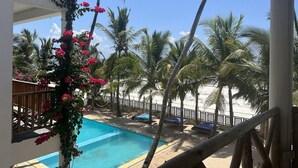 2 outdoor pools - Sky and Sand Zanzibar Beach Resort (Matemwe)