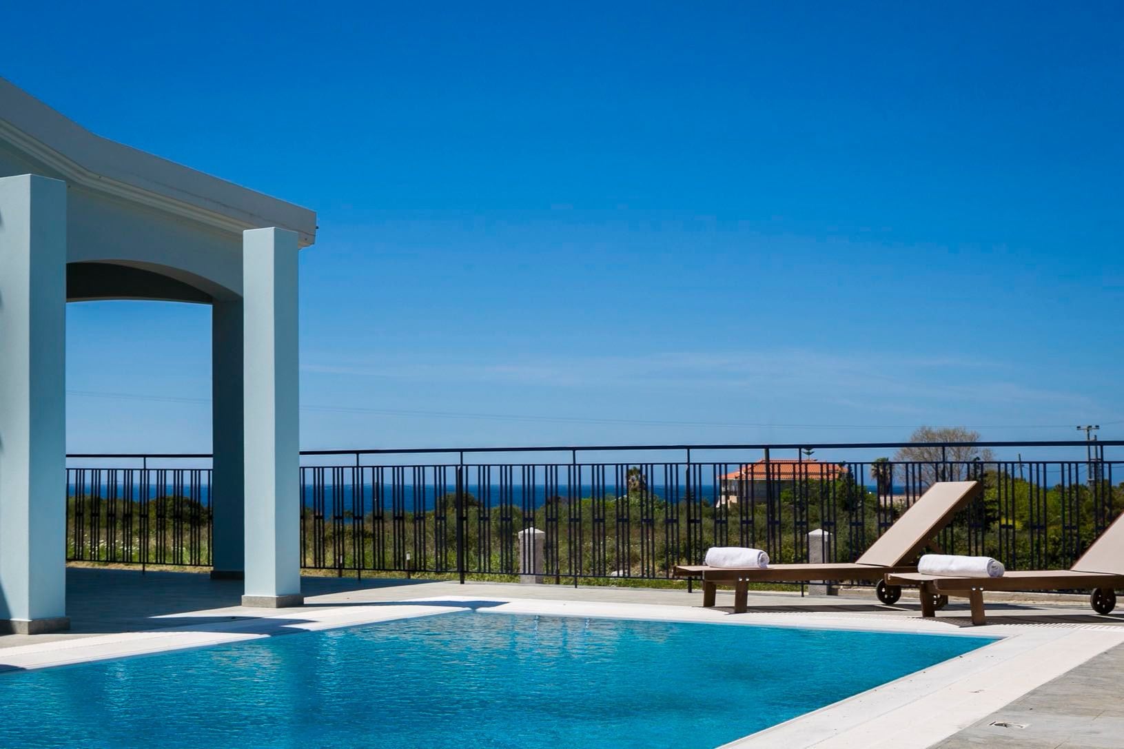 Seirios Luxury Villa | Terrace/patio