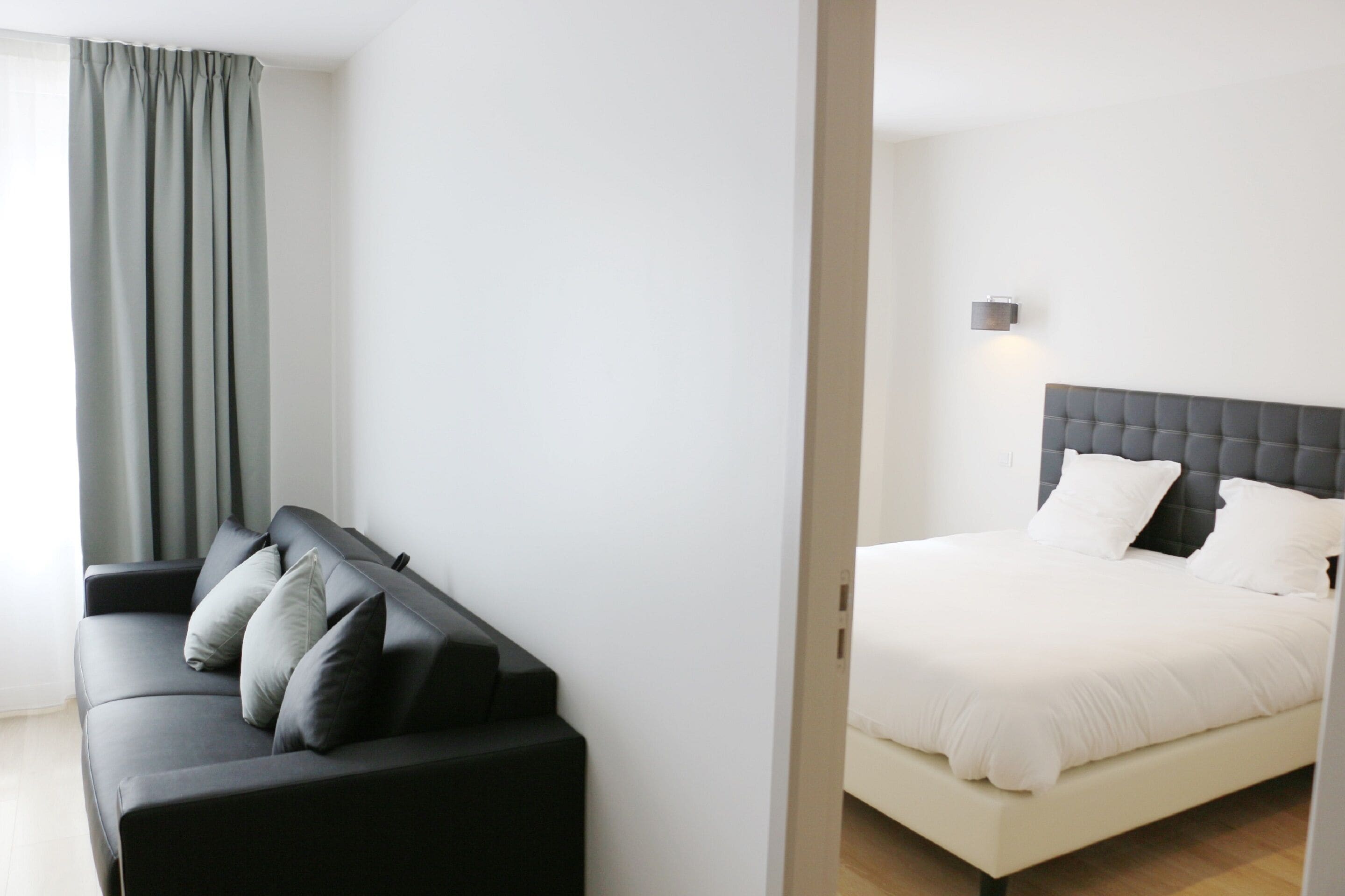 Huoneisto (4 persons) | Kannettavalle tietokoneelle sopiva työtila, pimennysverhot, äänieristys