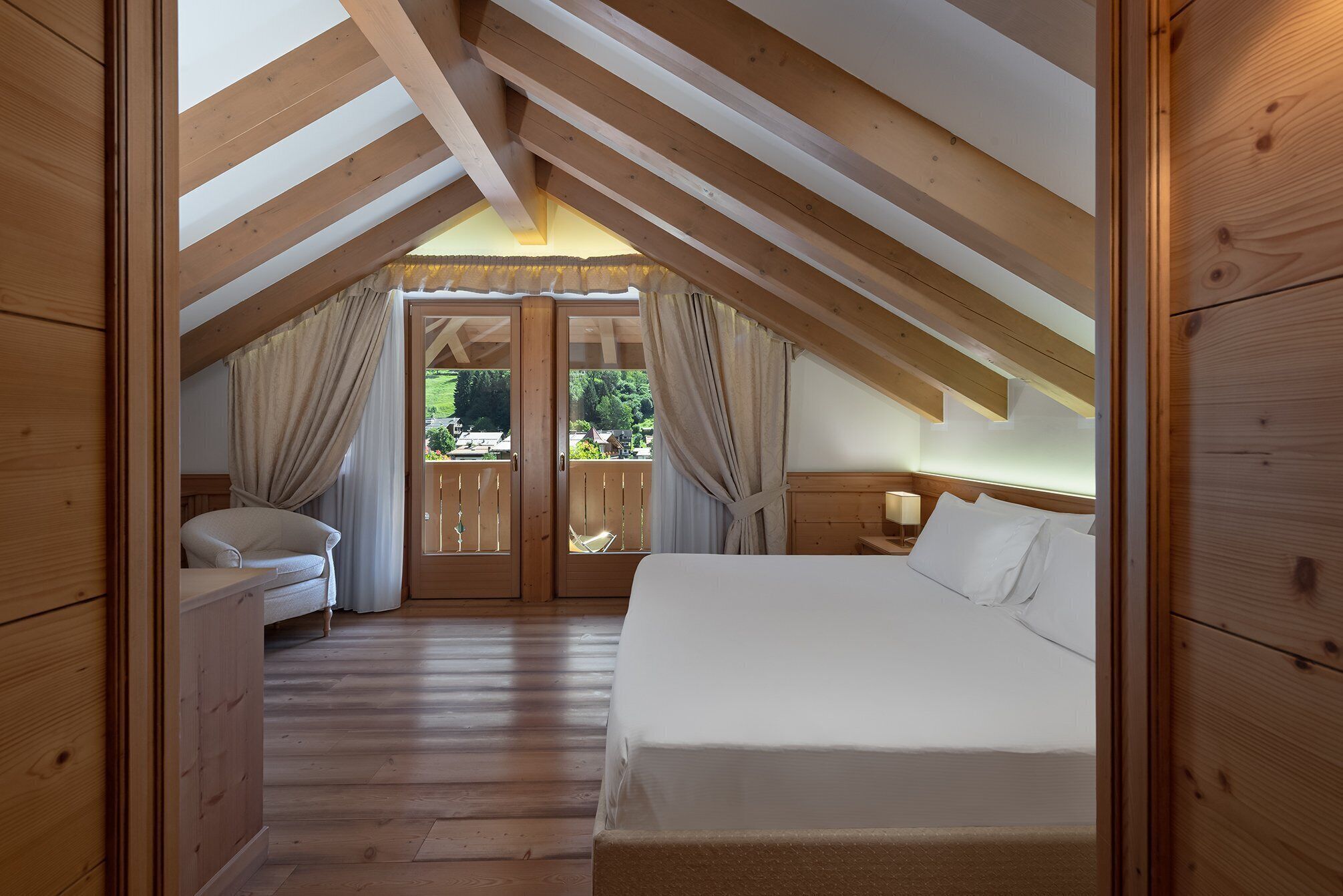 Suite Deluxe | Minibar, una cassaforte in camera, Wi-Fi gratuito, lenzuola