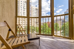 Appartamento Economy | 1 camera, una scrivania, ferro/asse da stiro, Wi-Fi gratuito