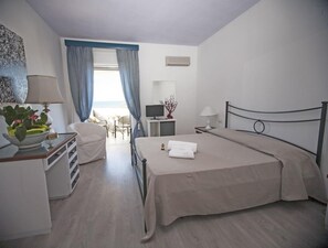 Chambre Standard Double ou avec lits jumeaux