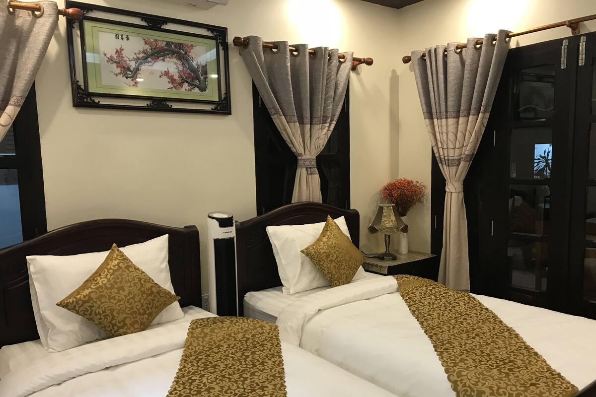 Deluxe Twin Room | Peti besi dalam bilik, langsir/tirai gelap terus, kalis bunyi 