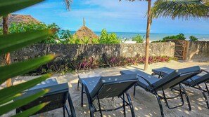 Maison, 2 chambres, vue océan, en front de plage | Coffres-forts dans les chambres, Wi-Fi gratuit, draps fournis