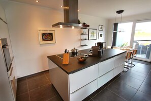 Imagen sin descripción, 4 de 23, botón