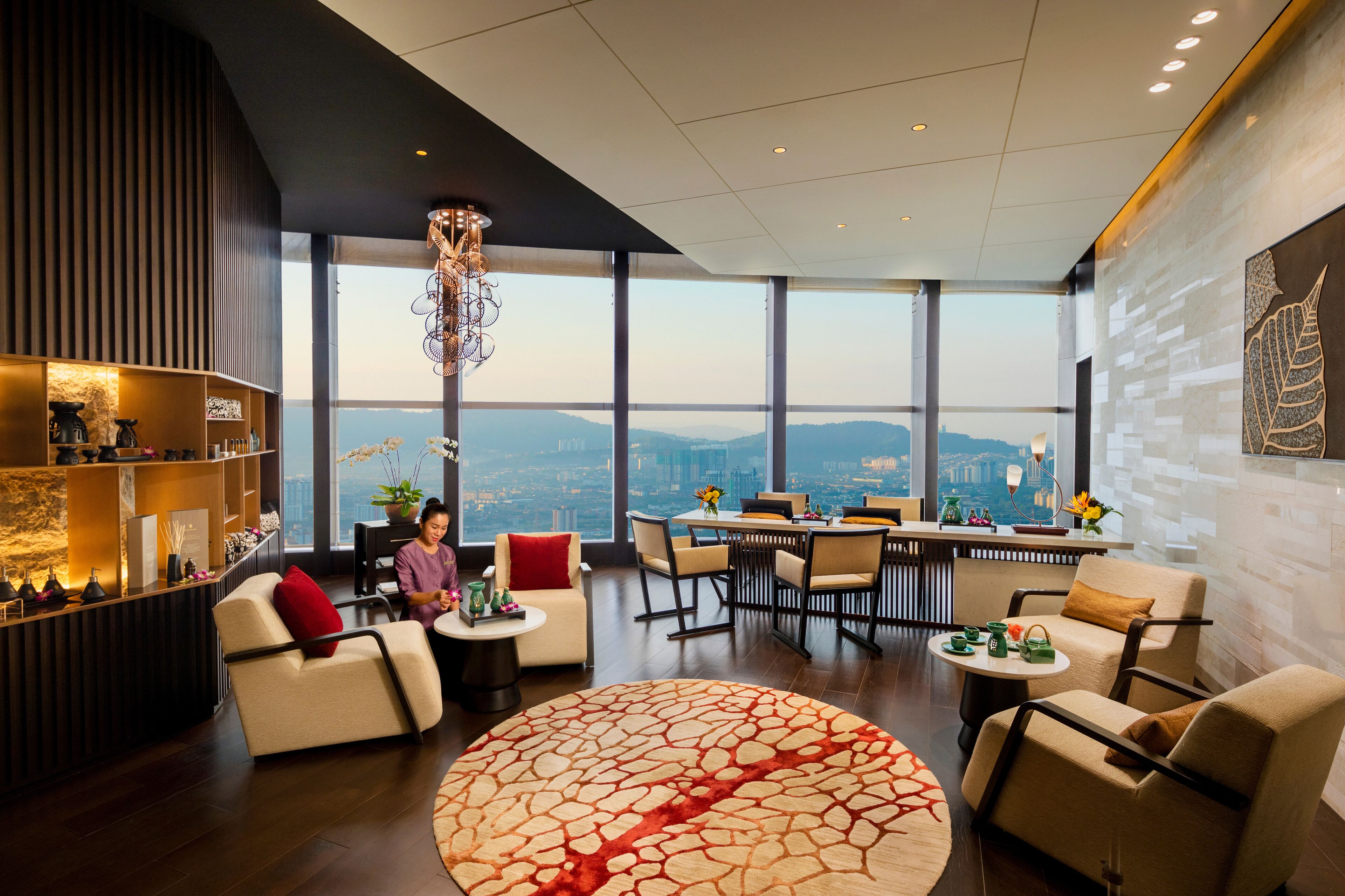 couples treatment room(s), body treatments, body scrubs, massages